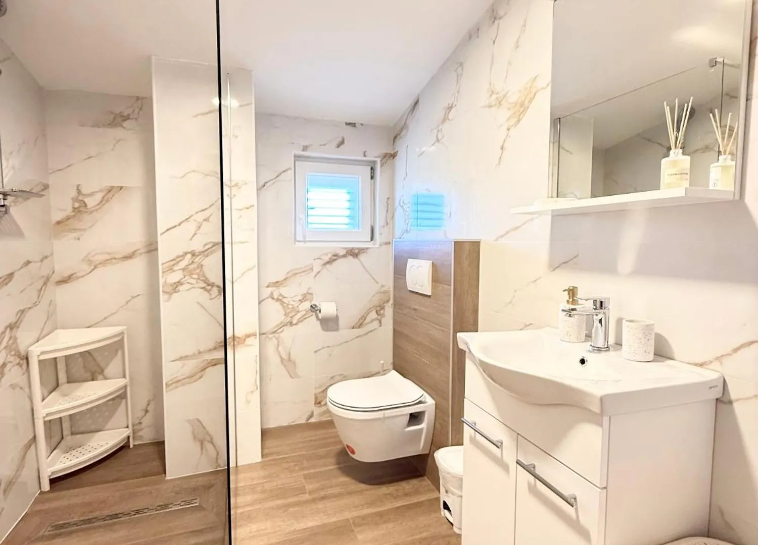 Apartment Lea, Cepljani